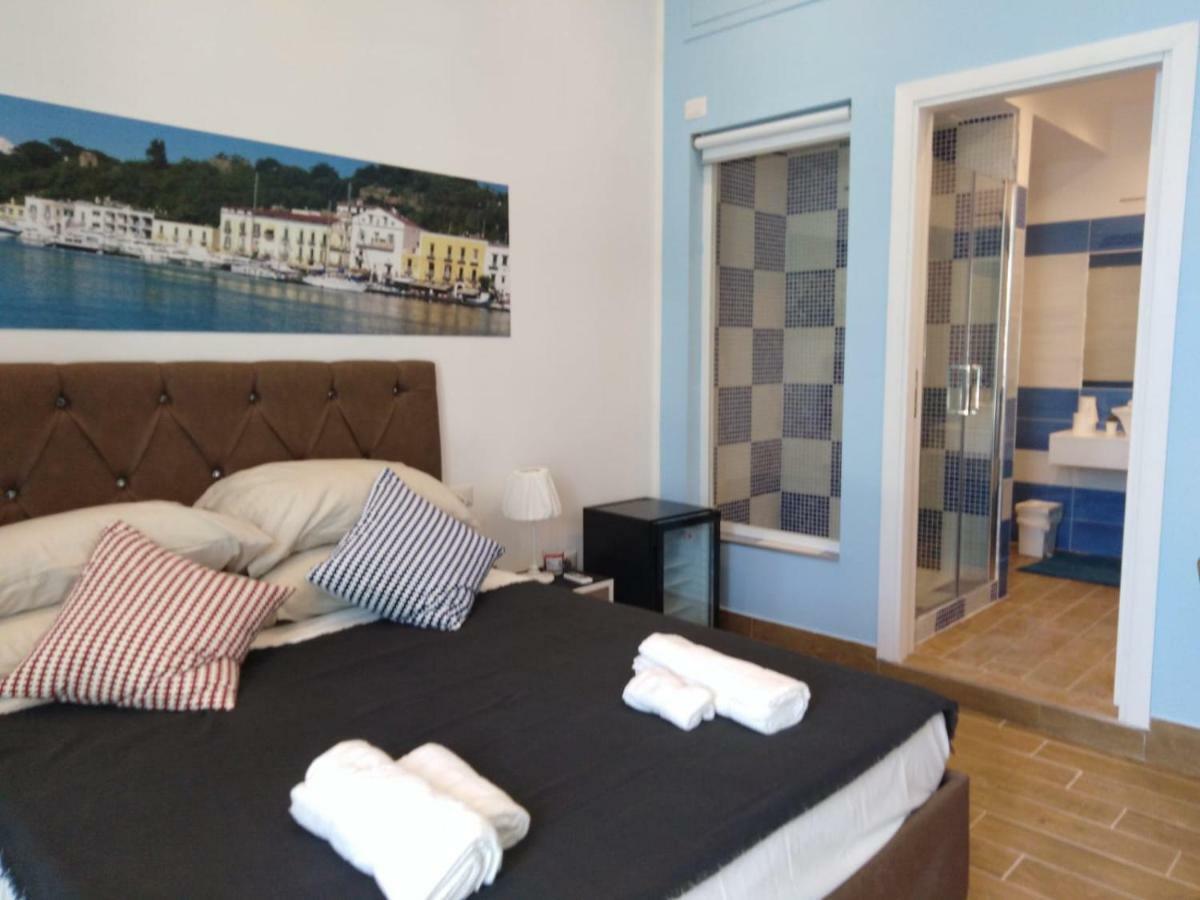 Casa Vacanze Riva Destra Ischia Buitenkant foto