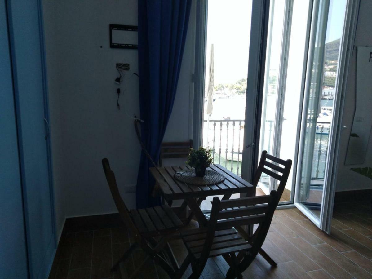 Casa Vacanze Riva Destra Ischia Buitenkant foto