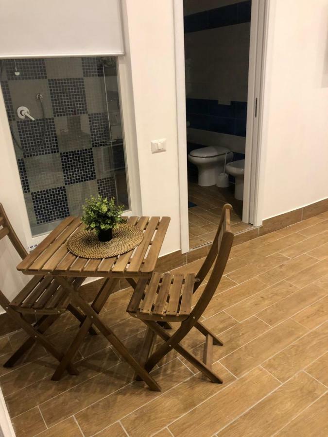 Casa Vacanze Riva Destra Ischia Buitenkant foto