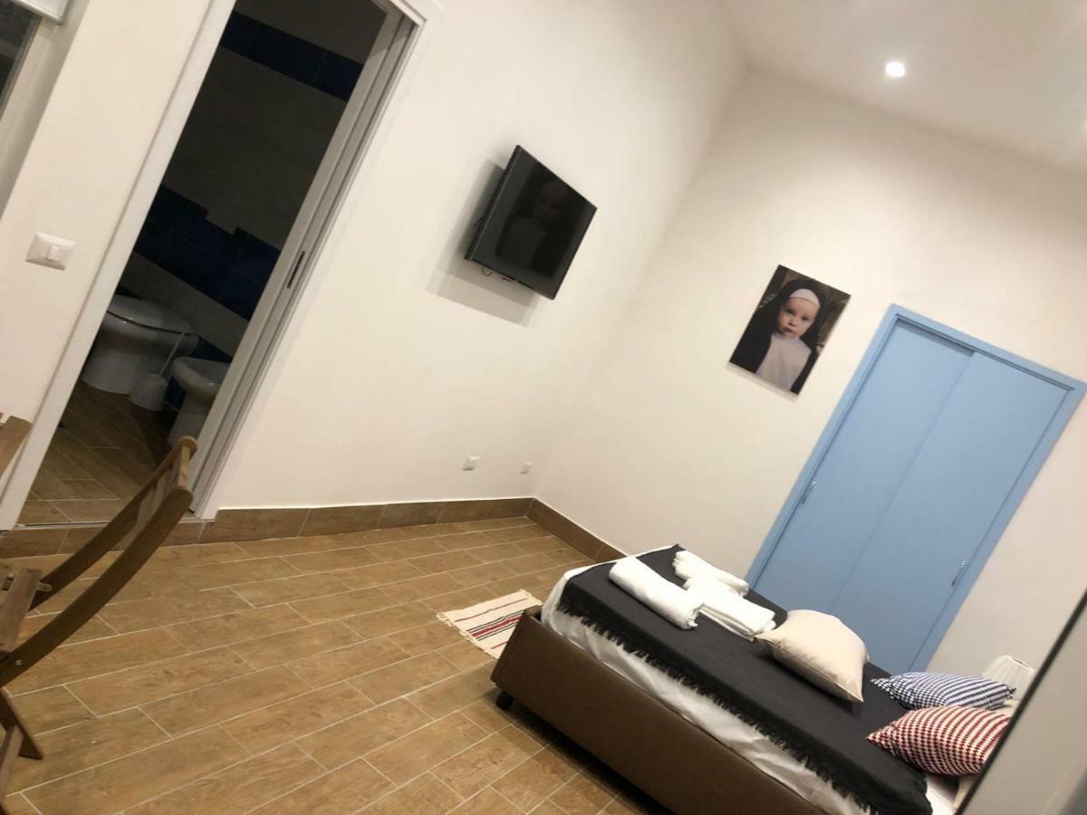 Casa Vacanze Riva Destra Ischia Buitenkant foto