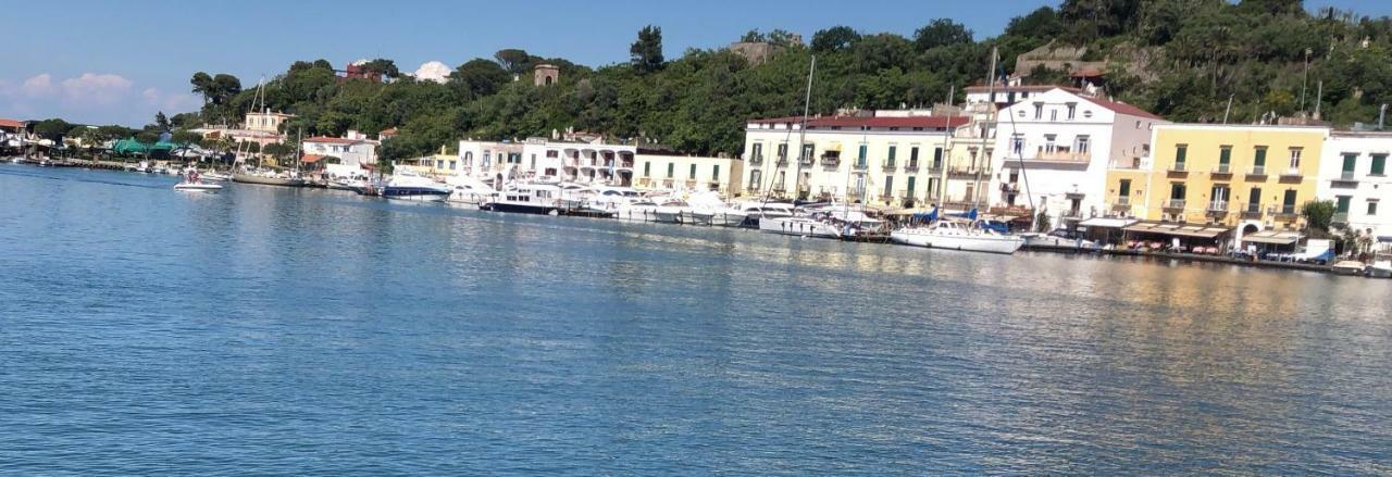 Casa Vacanze Riva Destra Ischia Buitenkant foto