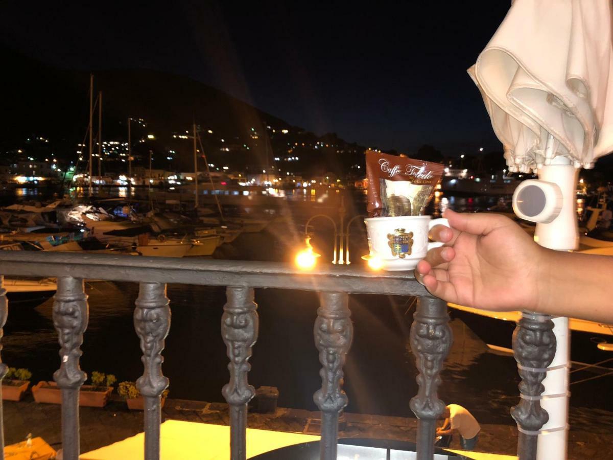 Casa Vacanze Riva Destra Ischia Buitenkant foto